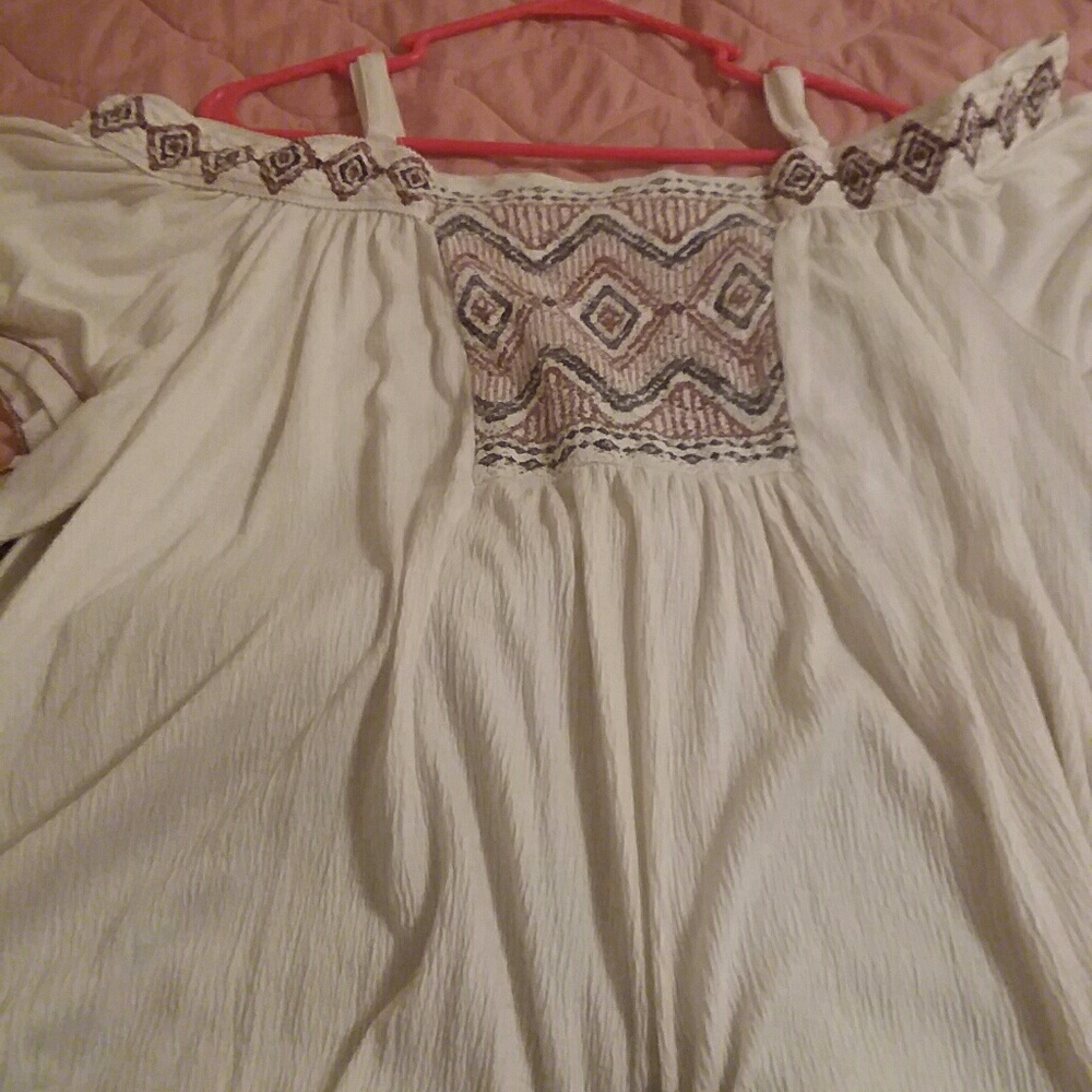Top - Picture 3 of 3